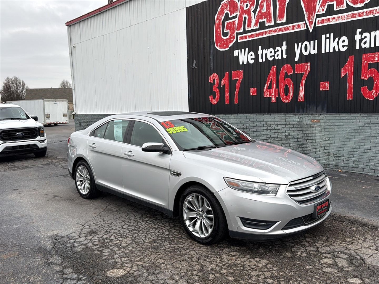 Ford Taurus 4dr Sdn Limited FWD 2013