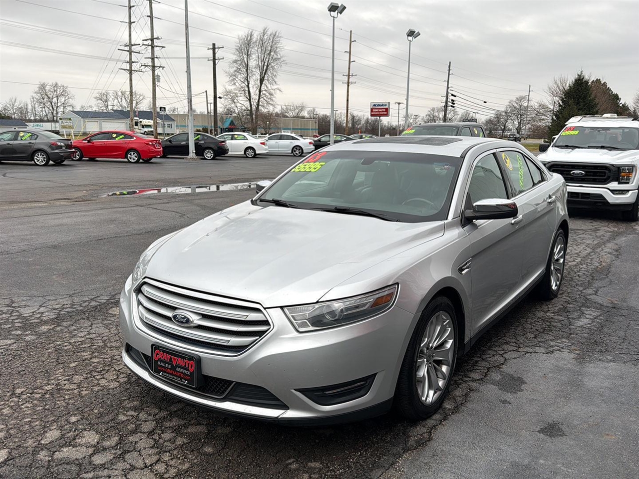 Ford Taurus 4dr Sdn Limited FWD 2013