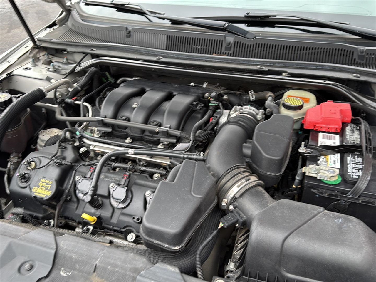 Ford Taurus 4dr Sdn Limited FWD 2013