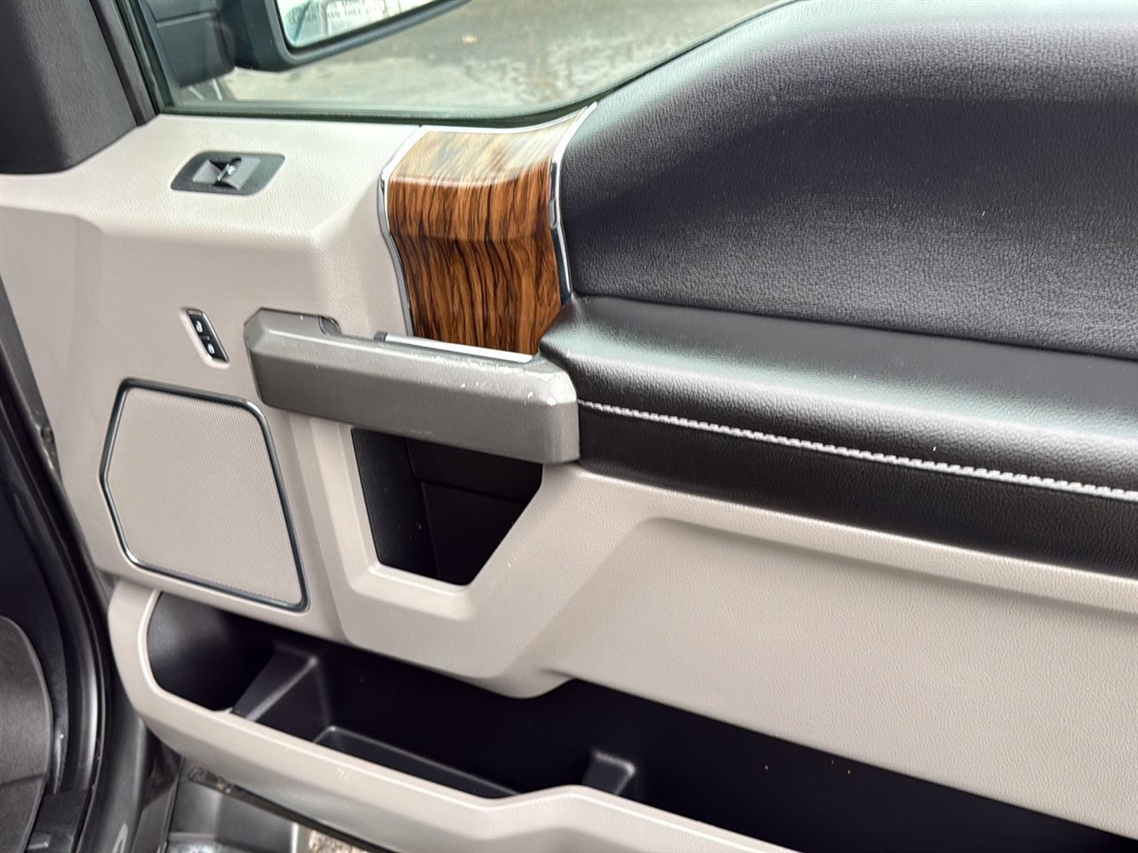 Ford F-150 King Ranch 4WD SuperCrew 5.5' Box 2018