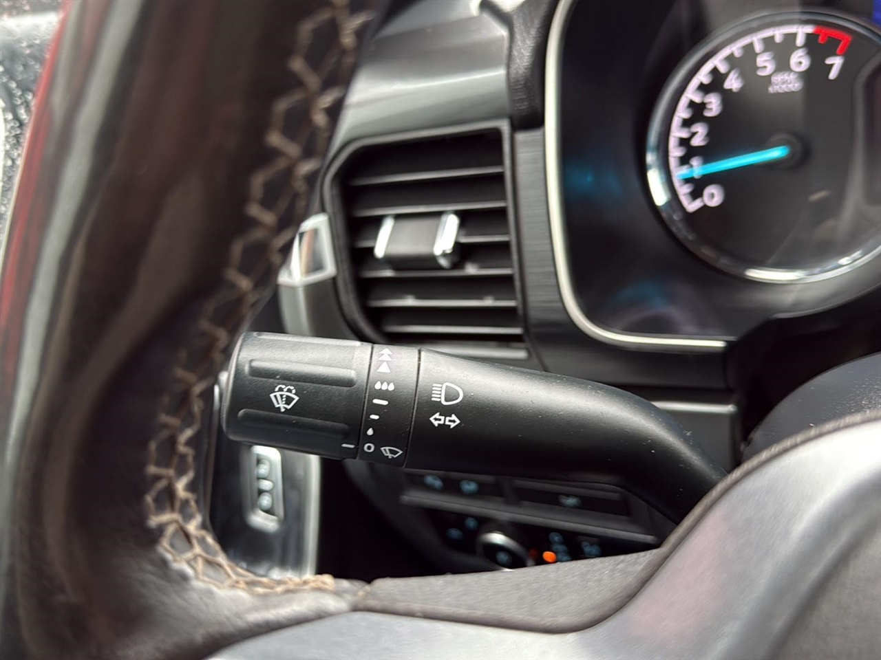 Ford F-150 Lariat 4WD SuperCrew 5.5' Box 2023