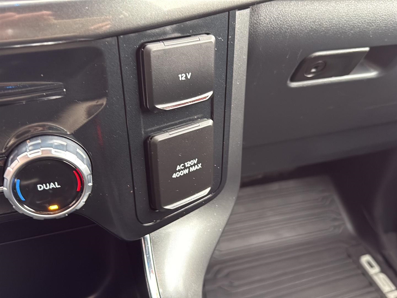 Ford F-150 Lariat 4WD SuperCrew 5.5' Box 2023