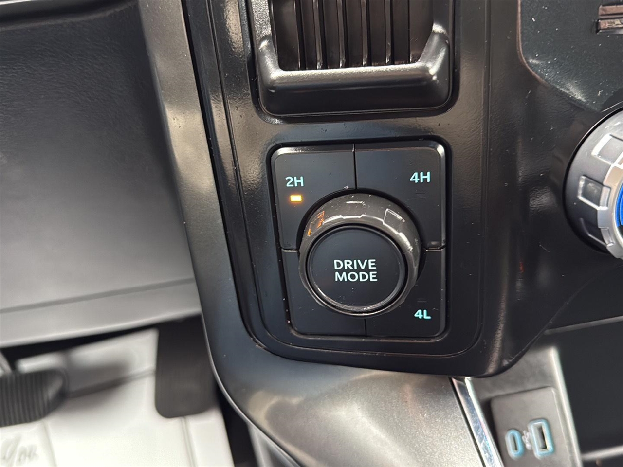 Ford F-150 Lariat 4WD SuperCrew 5.5' Box 2023