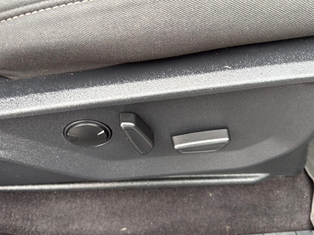 Ford F-150 Lariat 4WD SuperCrew 5.5' Box 2023