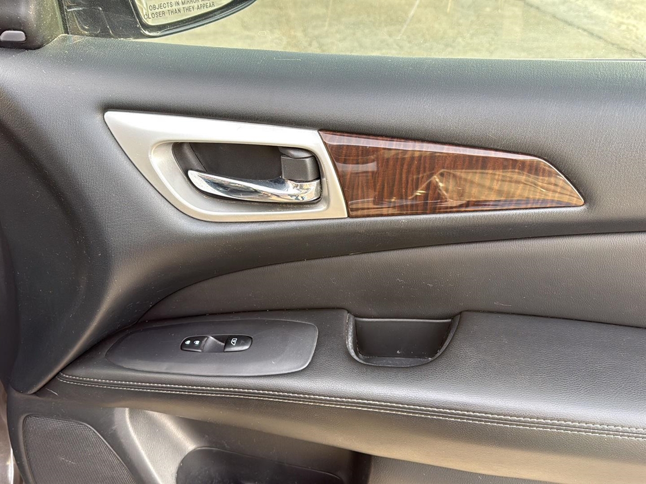 Nissan Pathfinder 4WD 4dr Platinum 2015