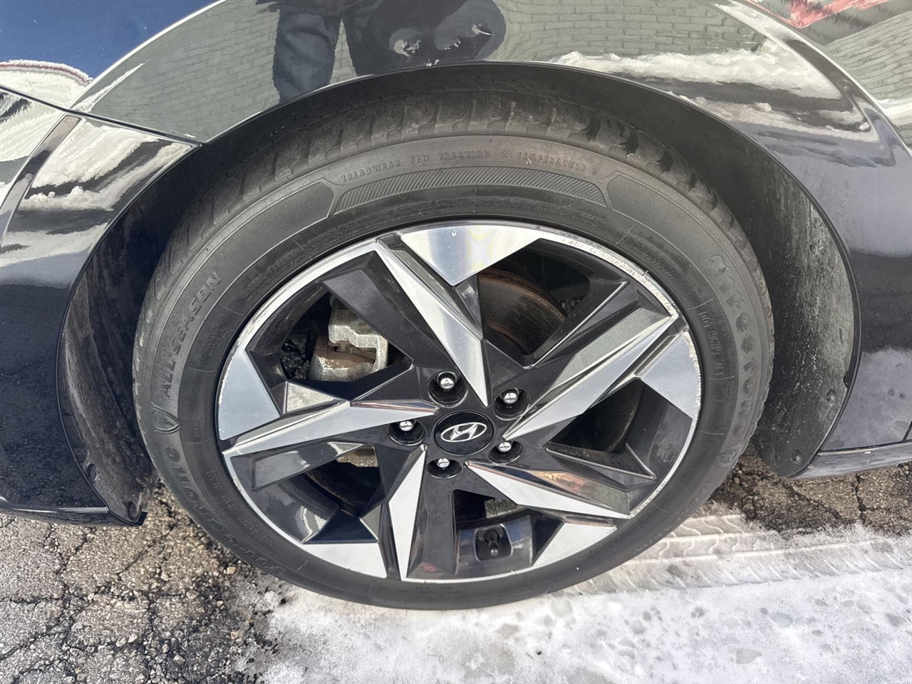 Hyundai Elantra Limited IVT *Ltd Avail* 2021