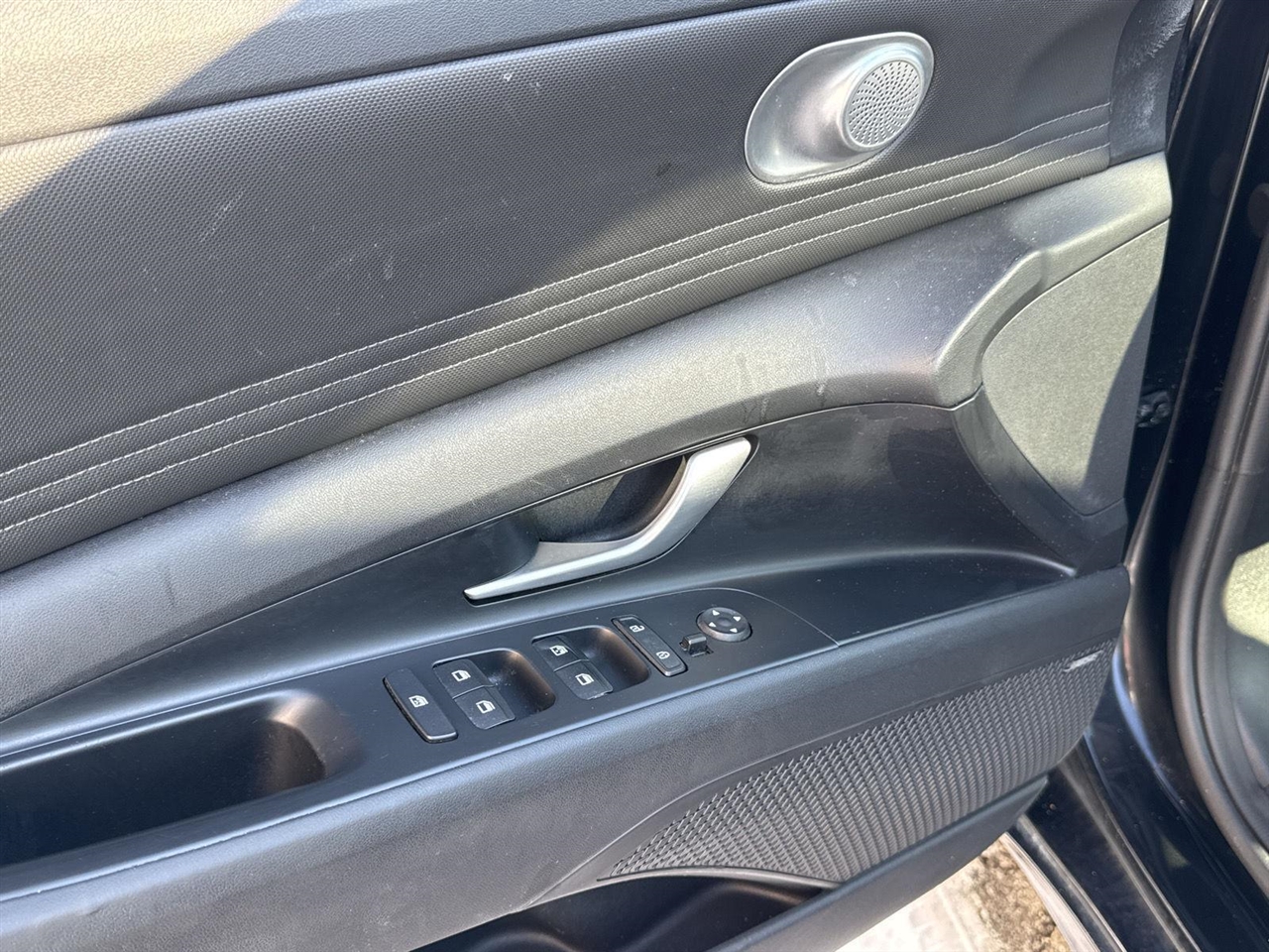 Hyundai Elantra Limited IVT *Ltd Avail* 2021