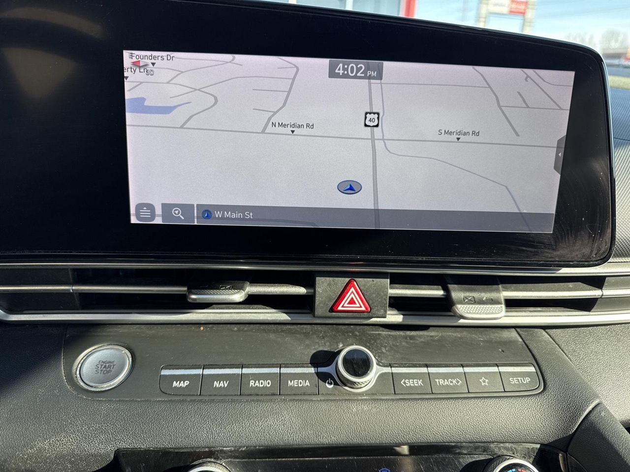 Hyundai Elantra Limited IVT *Ltd Avail* 2021