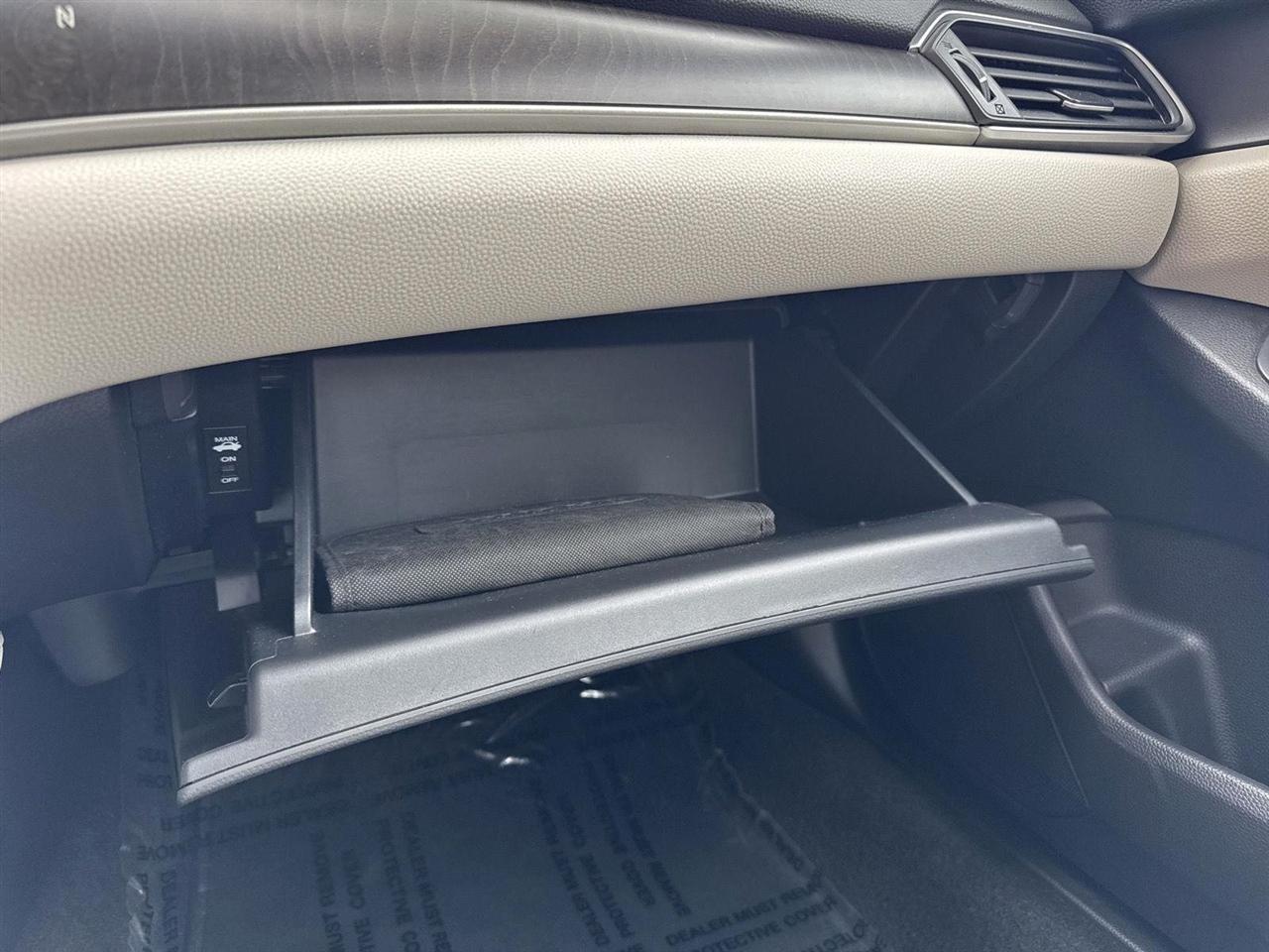 Honda Accord Sedan Touring 1.5T CVT 2018