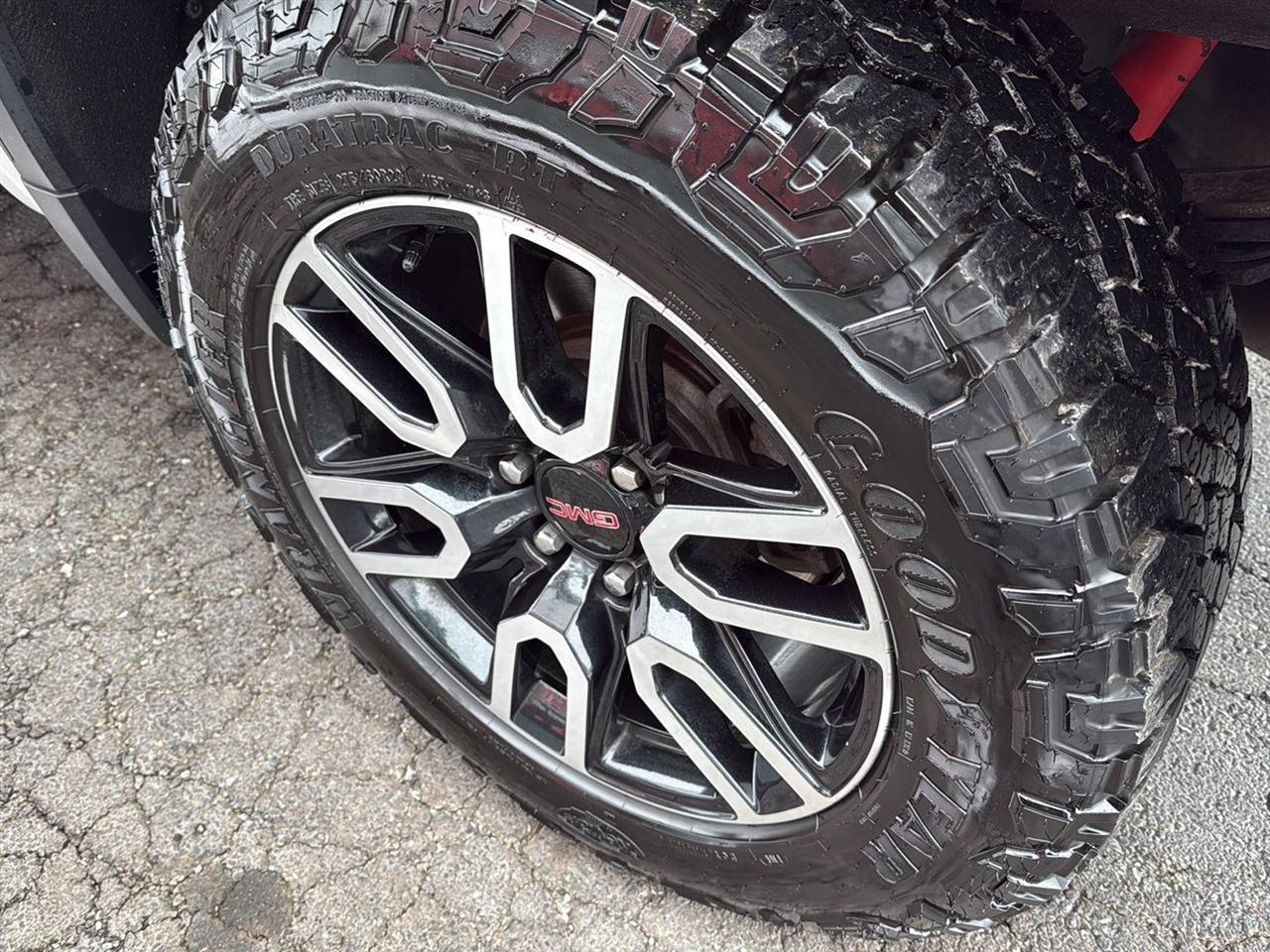 GMC Sierra 1500 4WD Crew Cab 147" AT4 2021