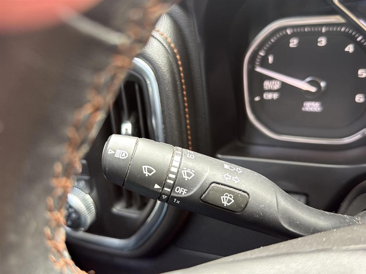 GMC Sierra 1500 4WD Crew Cab 147" AT4 2021