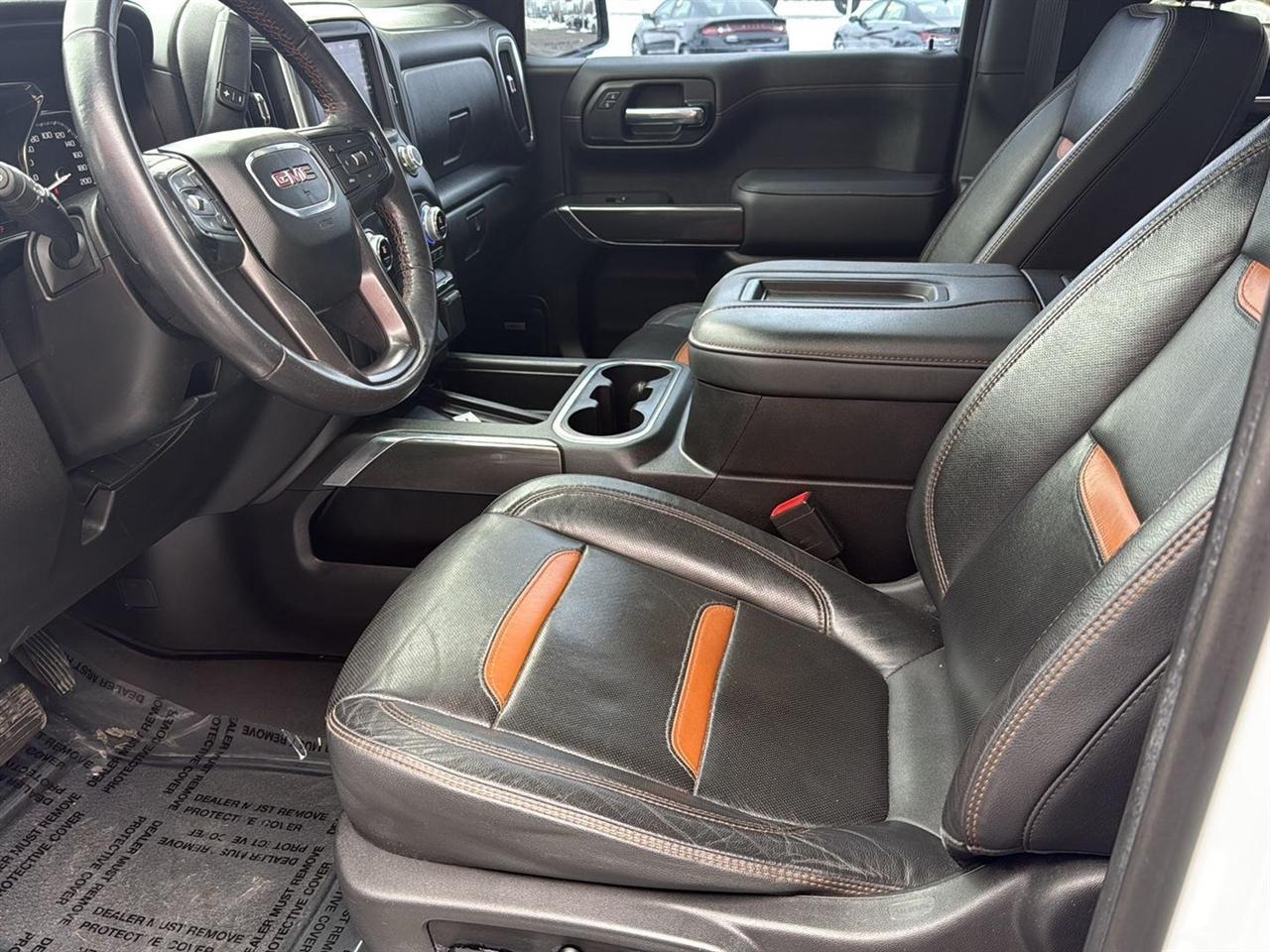 GMC Sierra 1500 4WD Crew Cab 147" AT4 2021