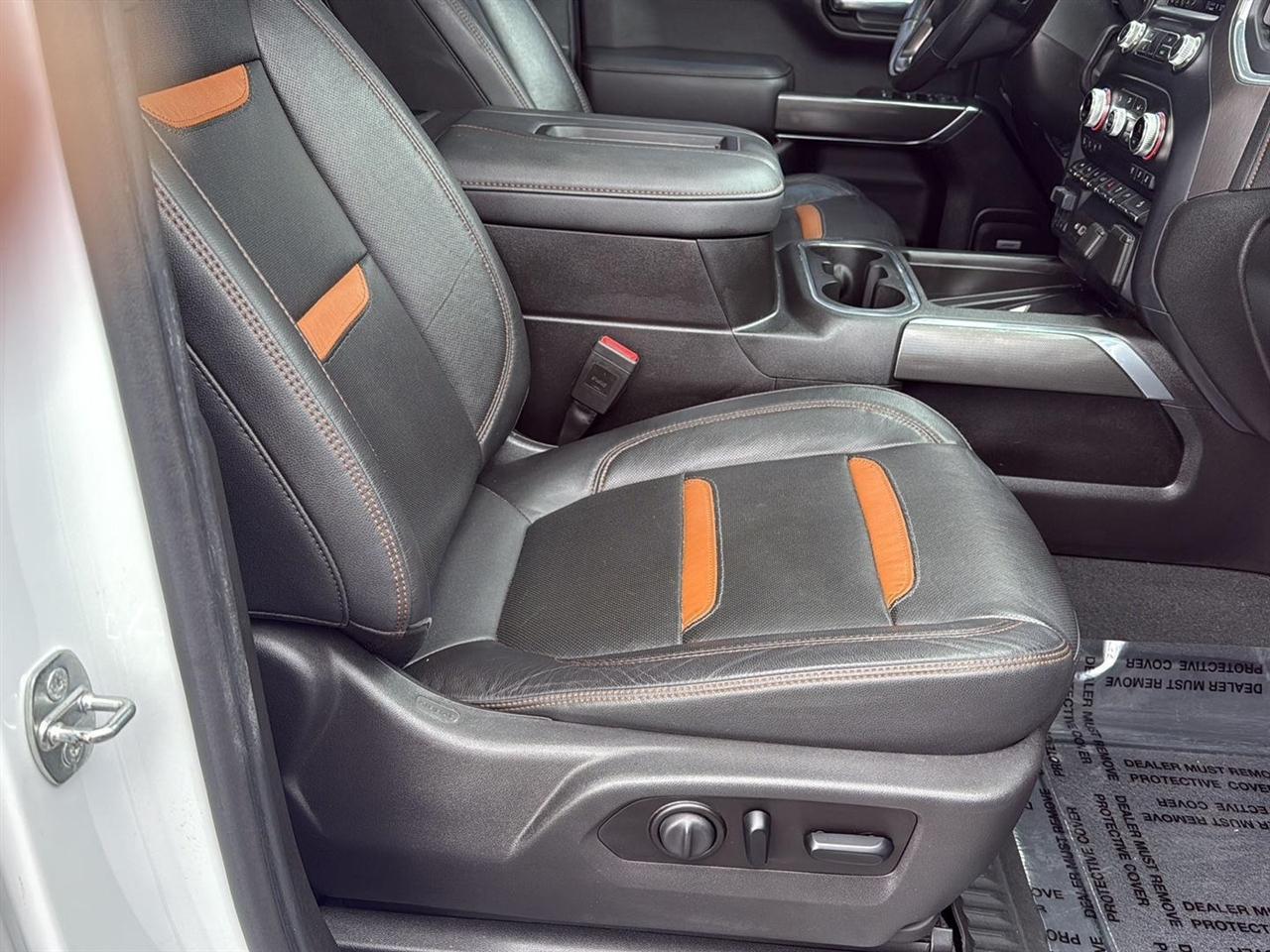 GMC Sierra 1500 4WD Crew Cab 147" AT4 2021