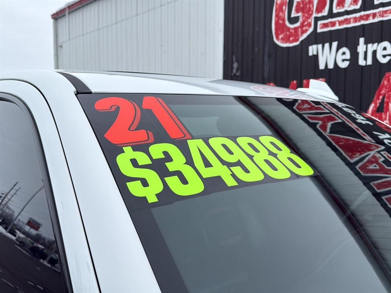 GMC Sierra 1500 4WD Crew Cab 147" AT4 2021