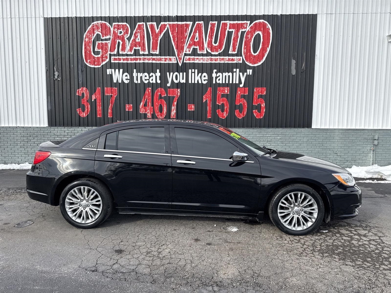 2013 Chrysler 200 4dr Sdn Limited