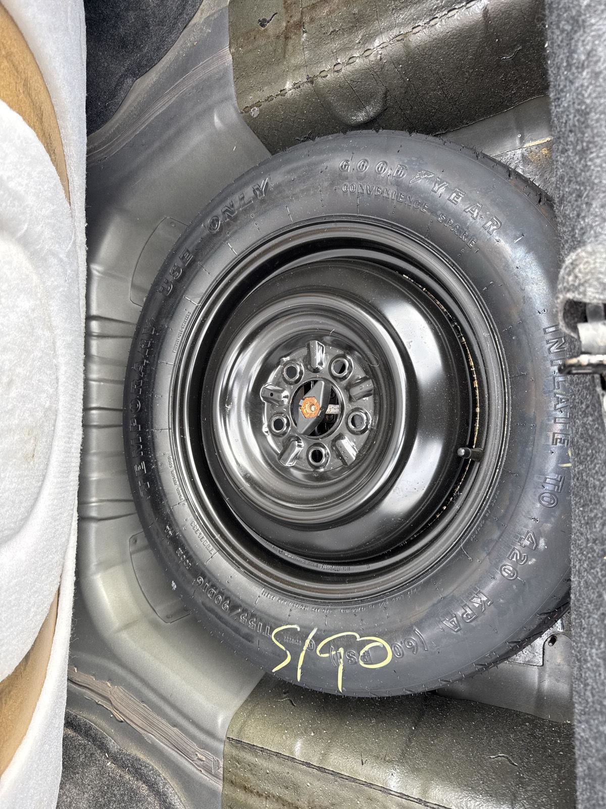 Chrysler 200 4dr Sdn Limited 2013