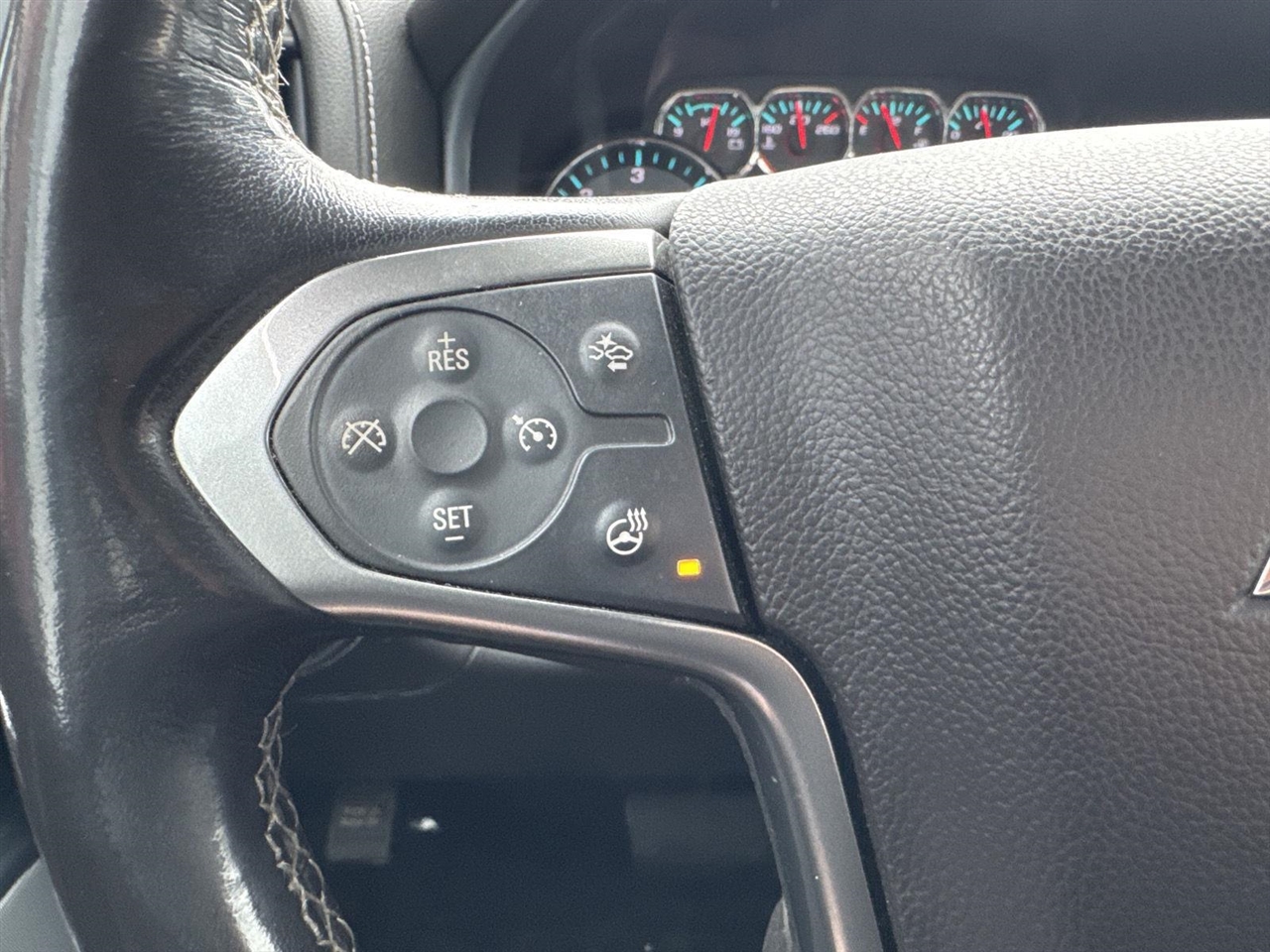 Chevrolet Silverado 1500 4WD Crew Cab 143.5" LTZ w/2LZ 2018