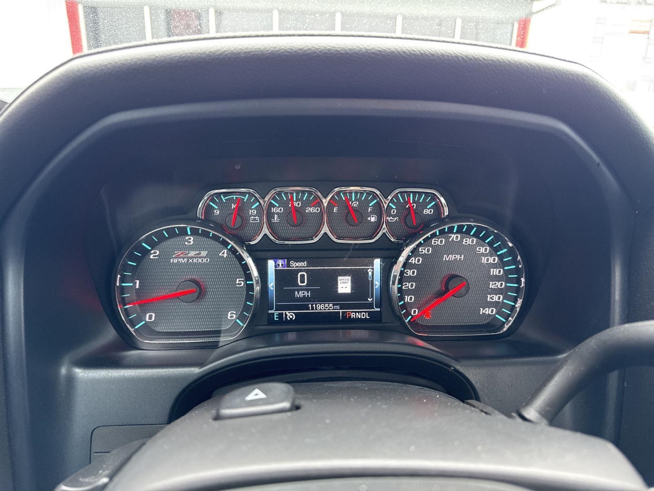 Chevrolet Silverado 1500 4WD Crew Cab 143.5" LTZ w/2LZ 2018