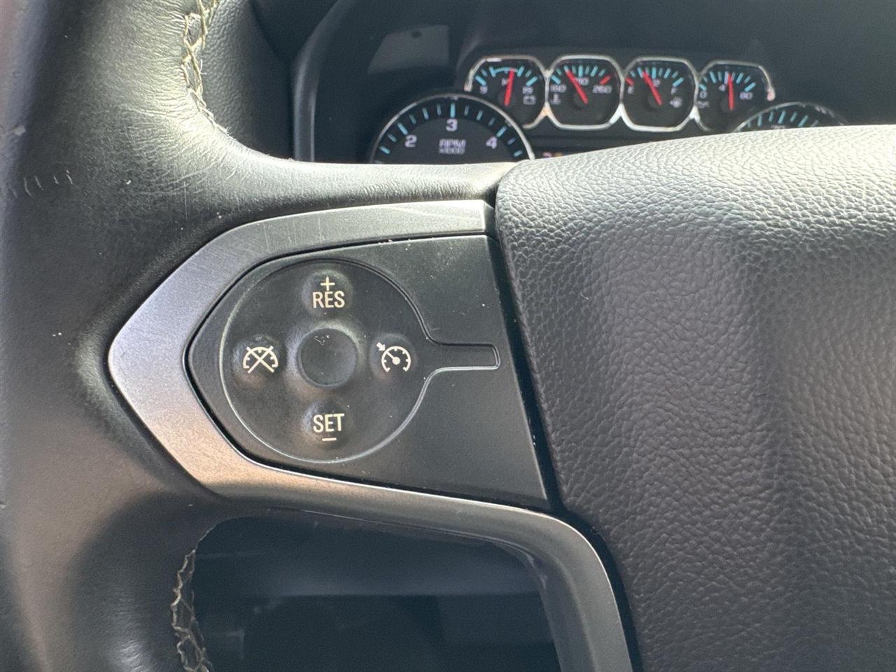 Chevrolet Silverado 1500 4WD Double Cab 143.5" LT w/1LT 2014