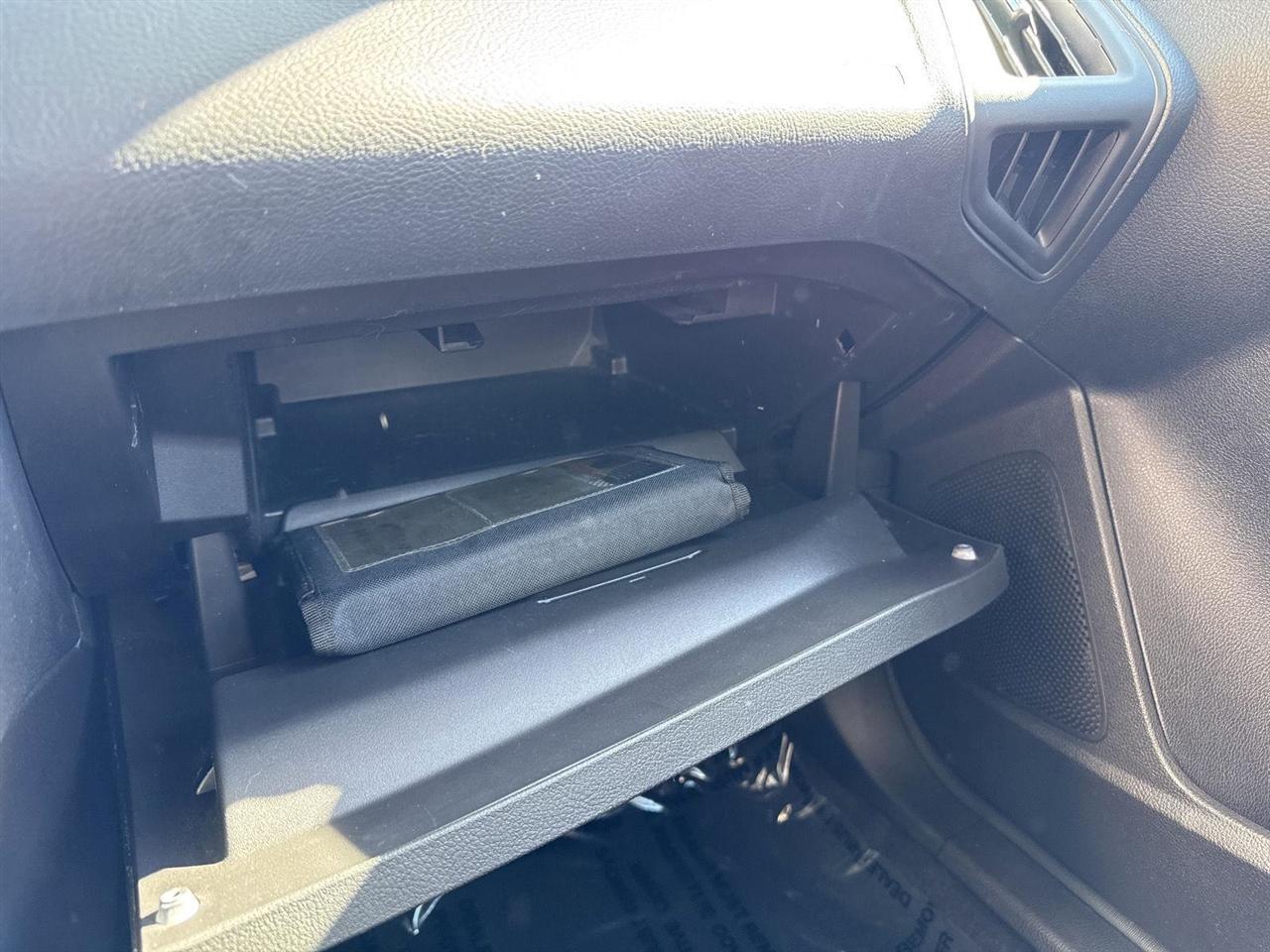 Ford Focus 4dr Sdn SE 2014