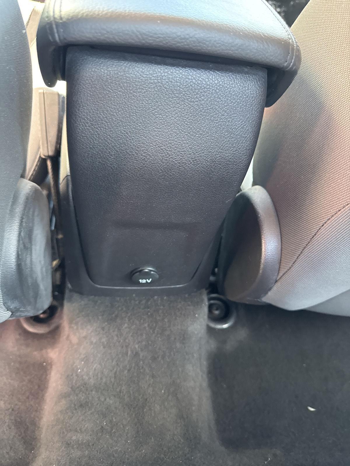 Ford Focus 4dr Sdn SE 2014