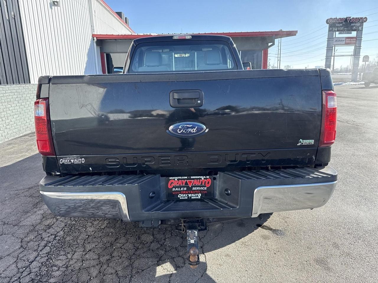 Ford Super Duty F-250 SRW 4WD Reg Cab 137" XLT 2011