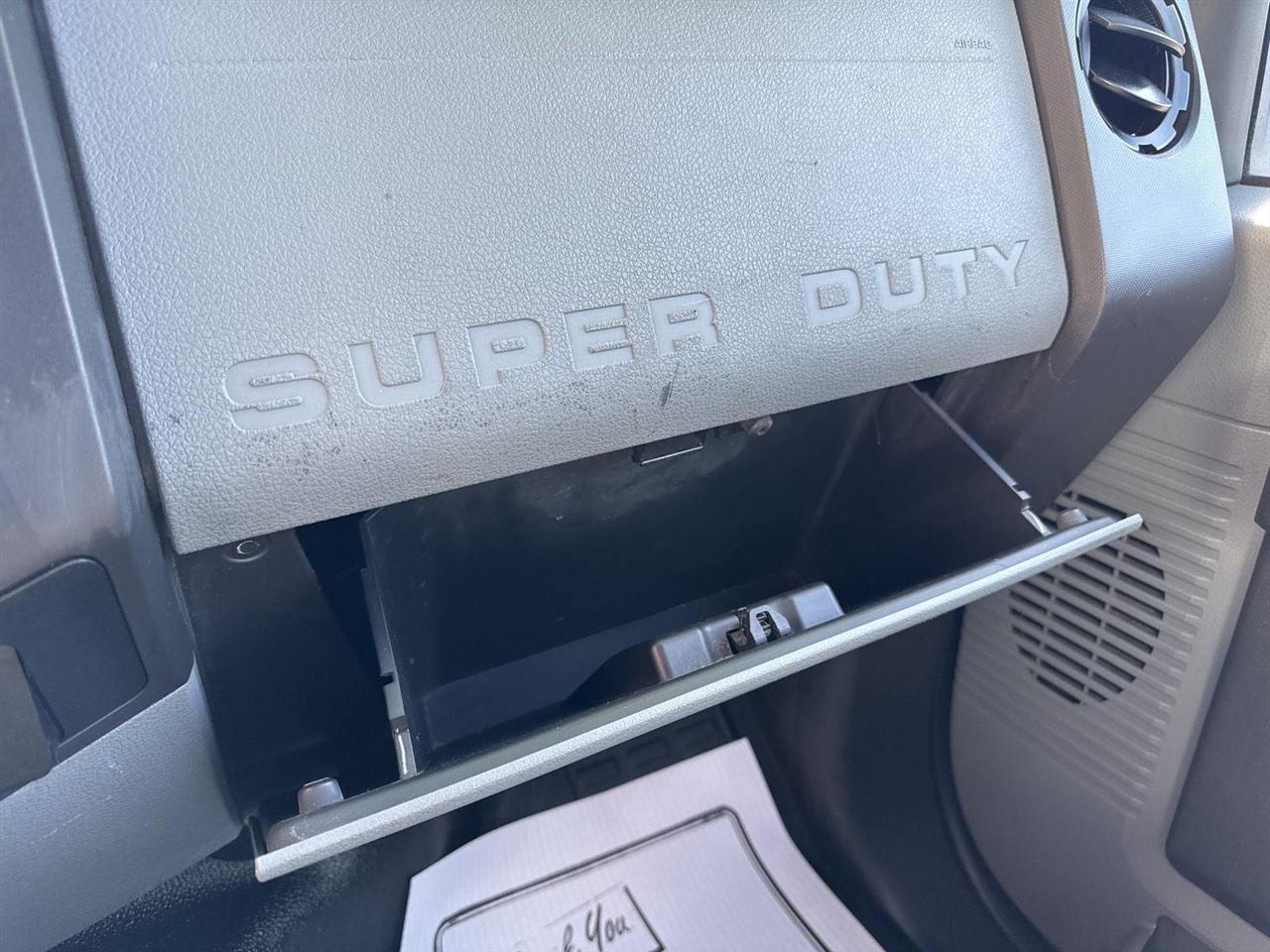 Ford Super Duty F-250 SRW 4WD Reg Cab 137" XLT 2011