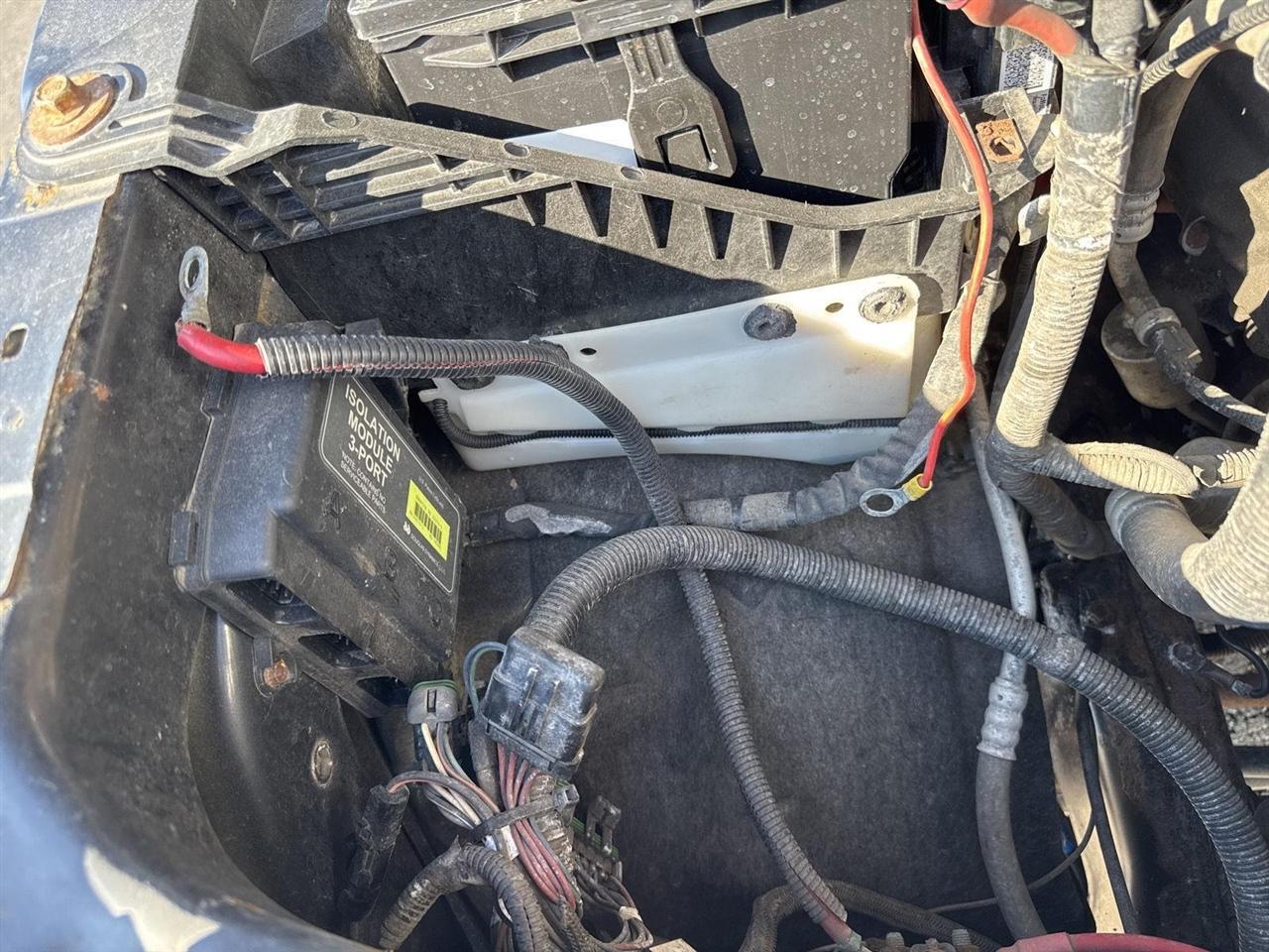 Ford Super Duty F-250 SRW 4WD Reg Cab 137" XLT 2011