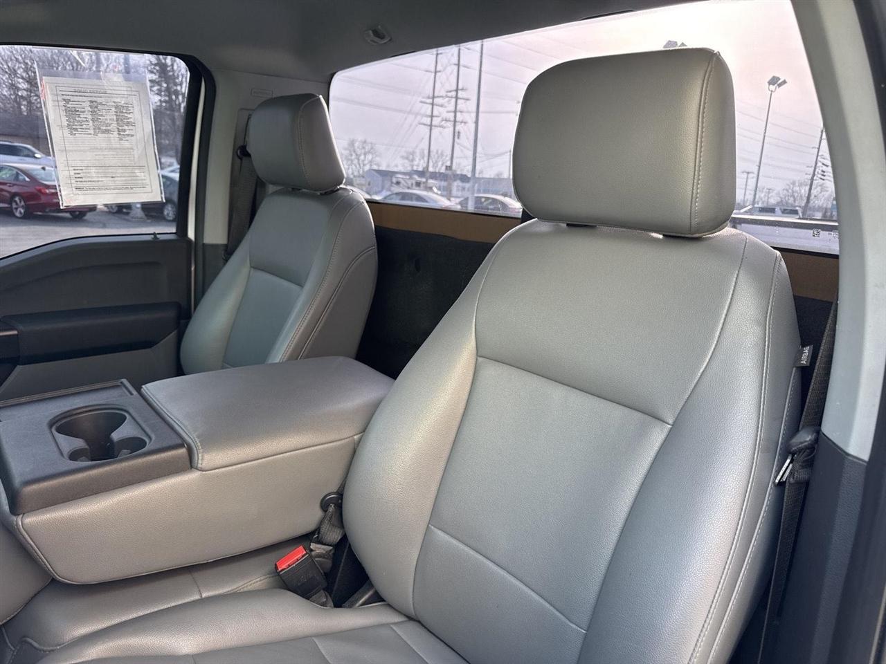 Ford F-150 XLT 4WD Reg Cab 8' Box 2021