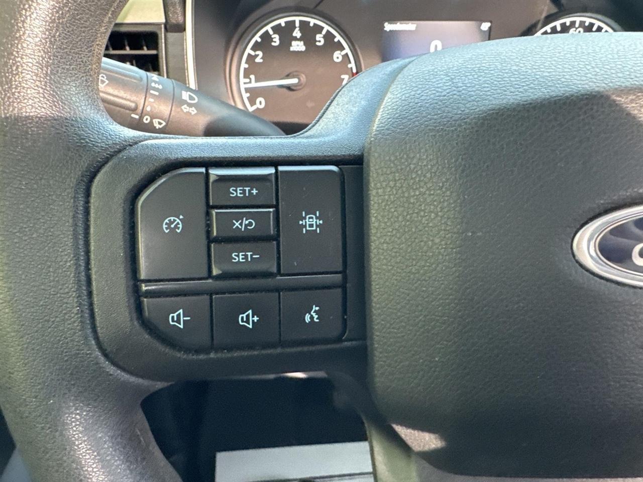 Ford F-150 XLT 4WD Reg Cab 8' Box 2021