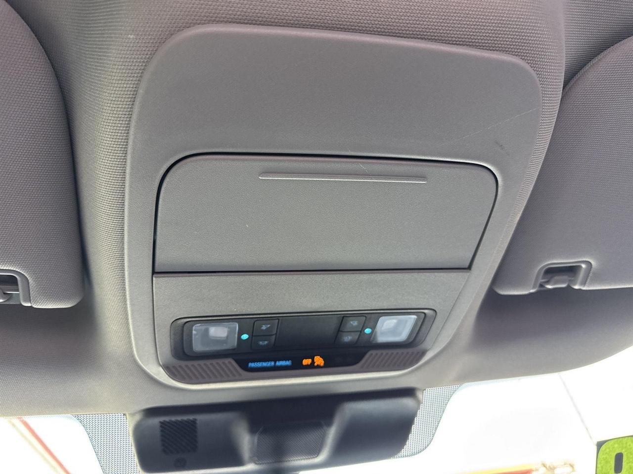 Ford F-150 XLT 4WD Reg Cab 8' Box 2021