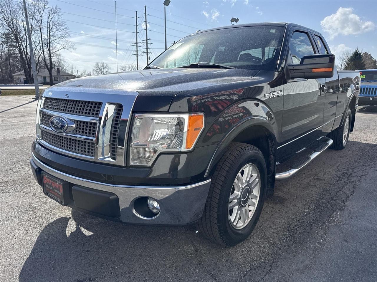 Ford F-150 2WD SuperCab 145" Lariat 2012