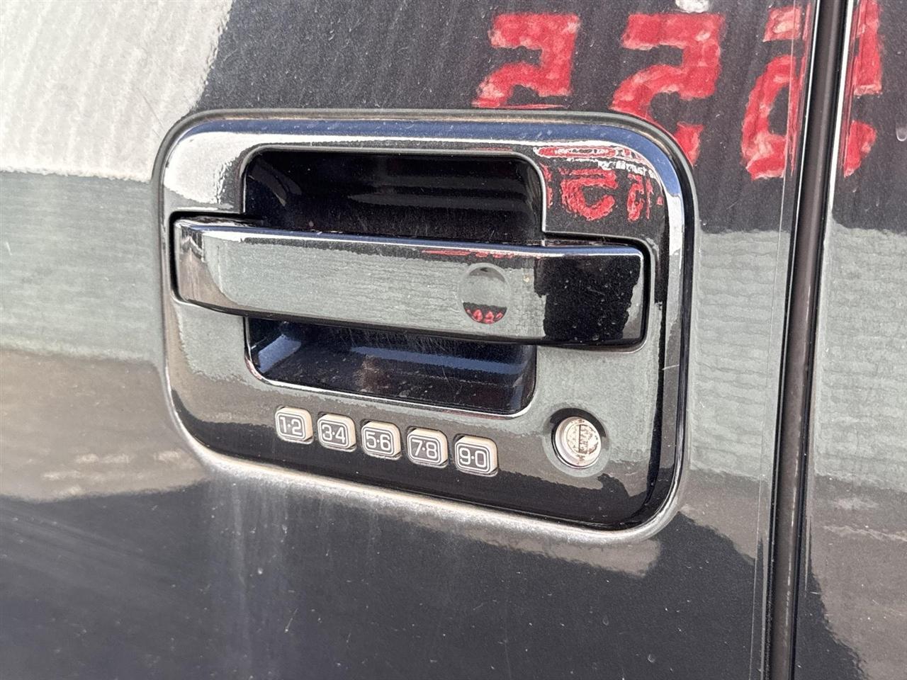 Ford F-150 2WD SuperCab 145" Lariat 2012