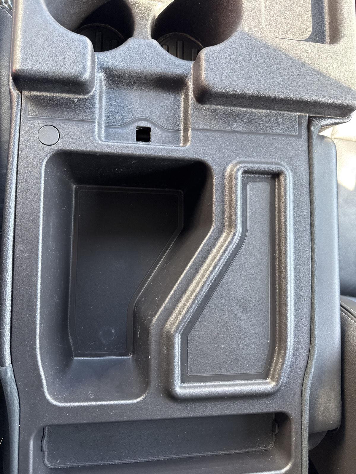 Ford F-150 2WD SuperCab 145" Lariat 2012