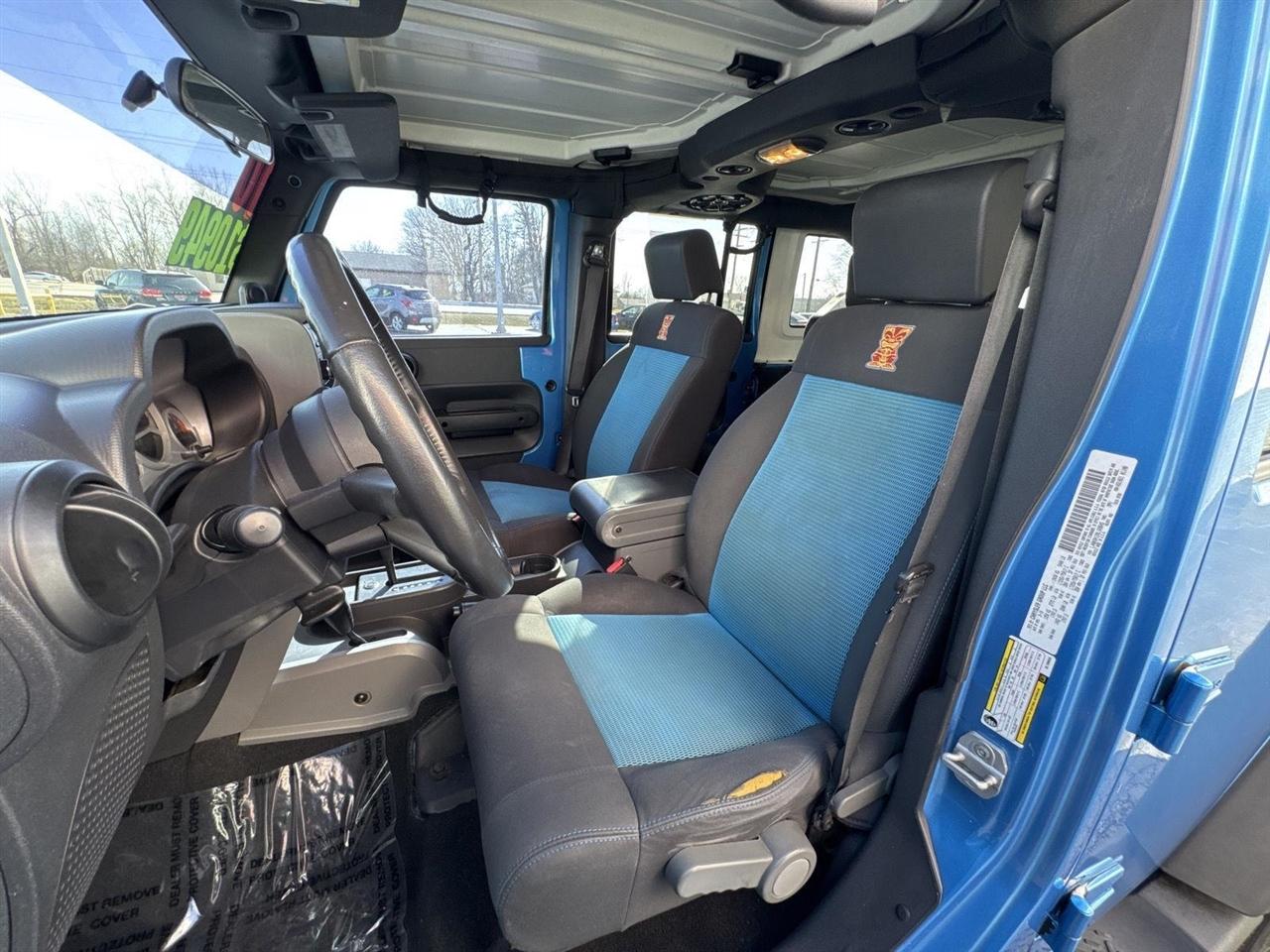 Jeep Wrangler Unlimited 4WD 4dr Islander *Ltd Avail* 2010