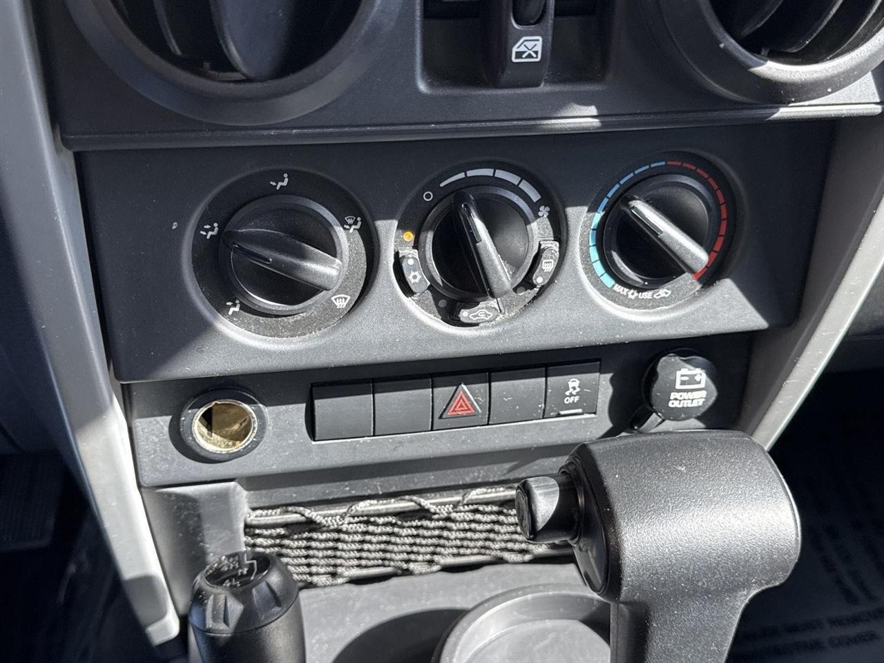 Jeep Wrangler Unlimited 4WD 4dr Islander *Ltd Avail* 2010