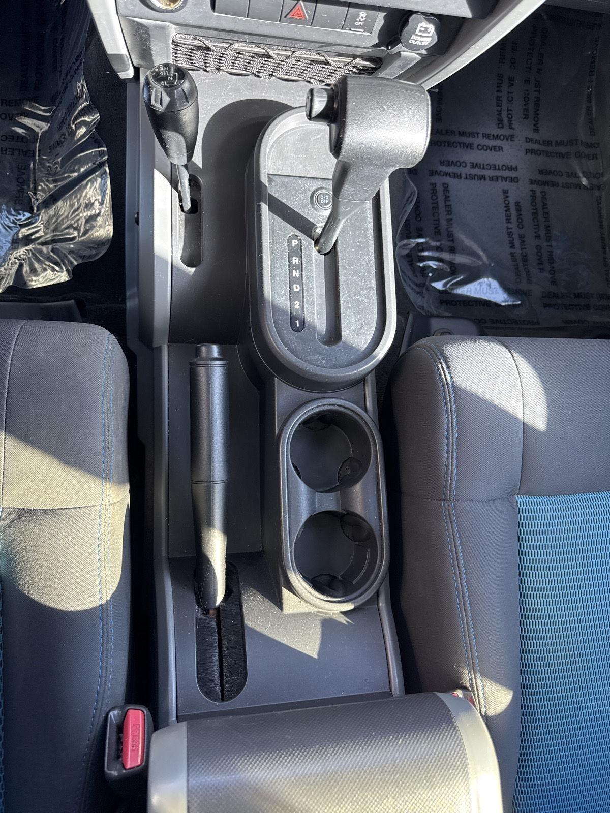 Jeep Wrangler Unlimited 4WD 4dr Islander *Ltd Avail* 2010