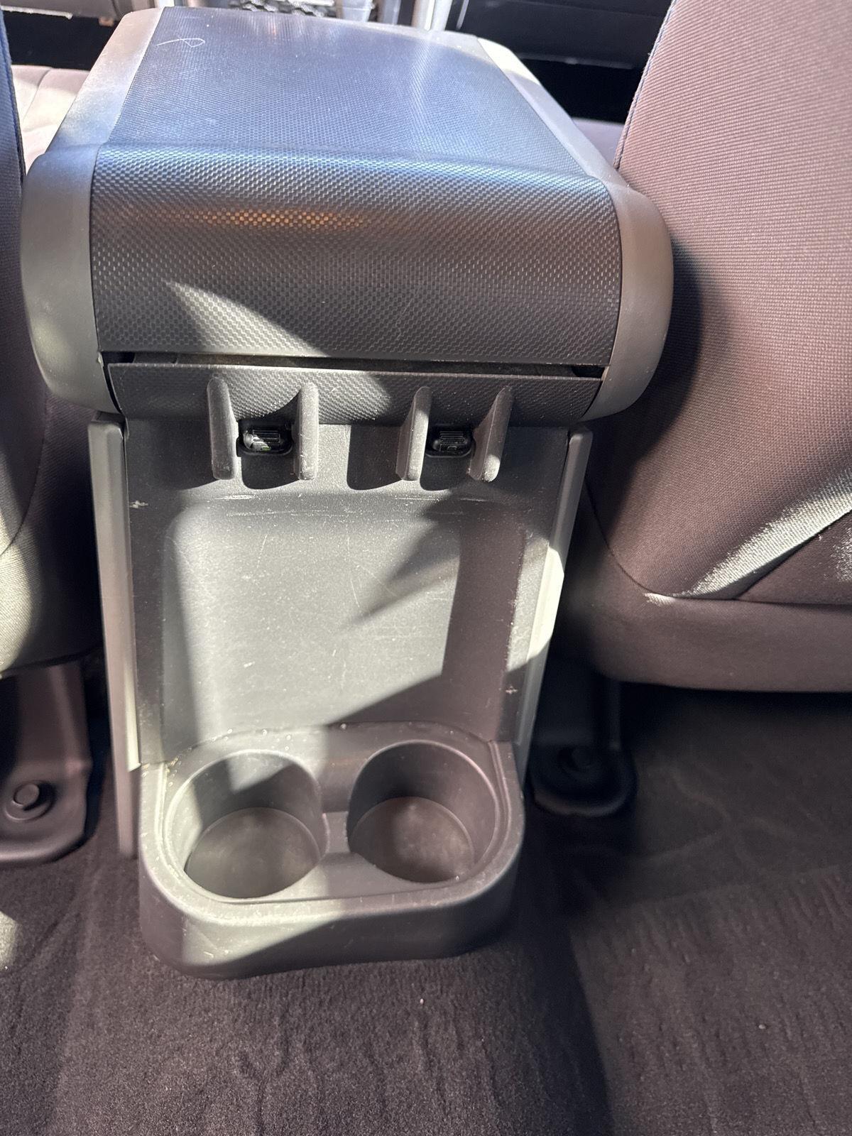 Jeep Wrangler Unlimited 4WD 4dr Islander *Ltd Avail* 2010