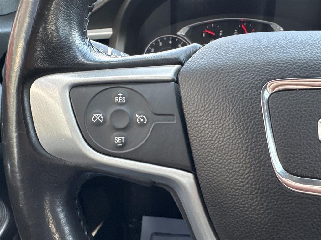 GMC Acadia FWD 4dr SLT 2020