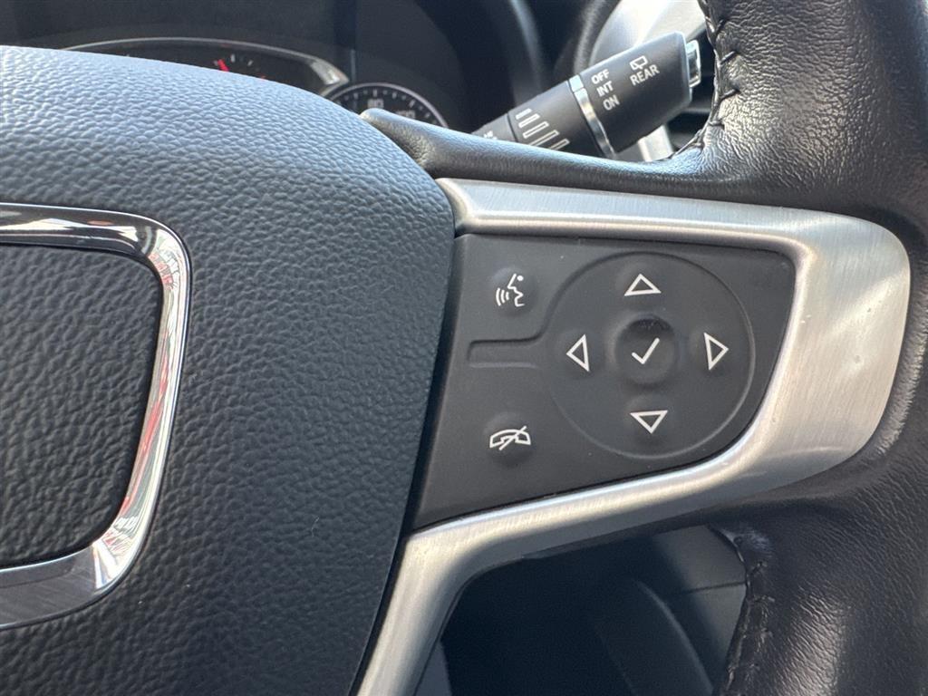 GMC Acadia FWD 4dr SLT 2020