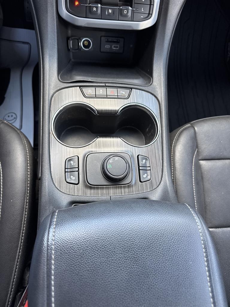 GMC Acadia FWD 4dr SLT 2020