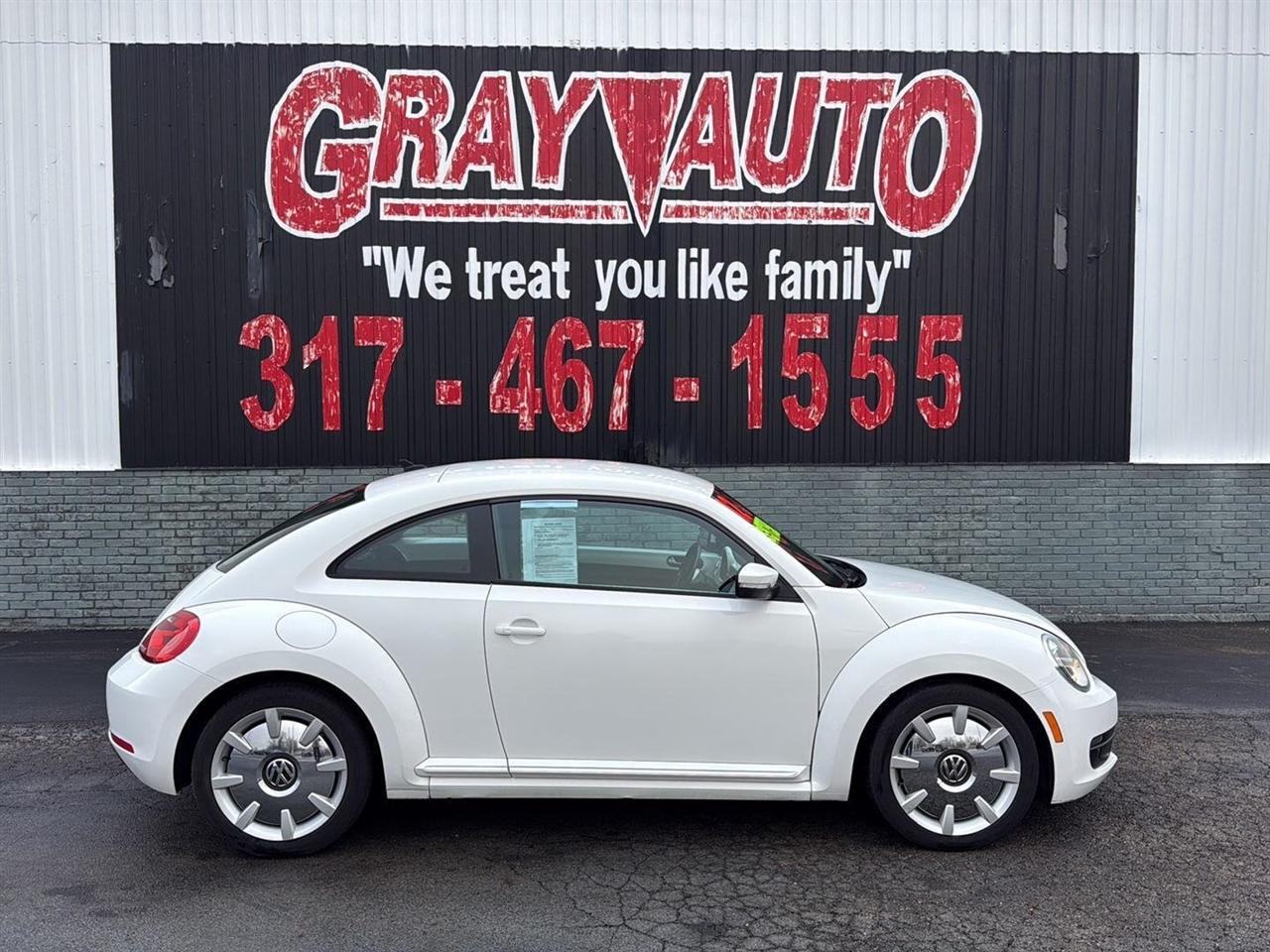 Volkswagen Beetle 2dr Cpe Auto 2.5L PZEV 2012