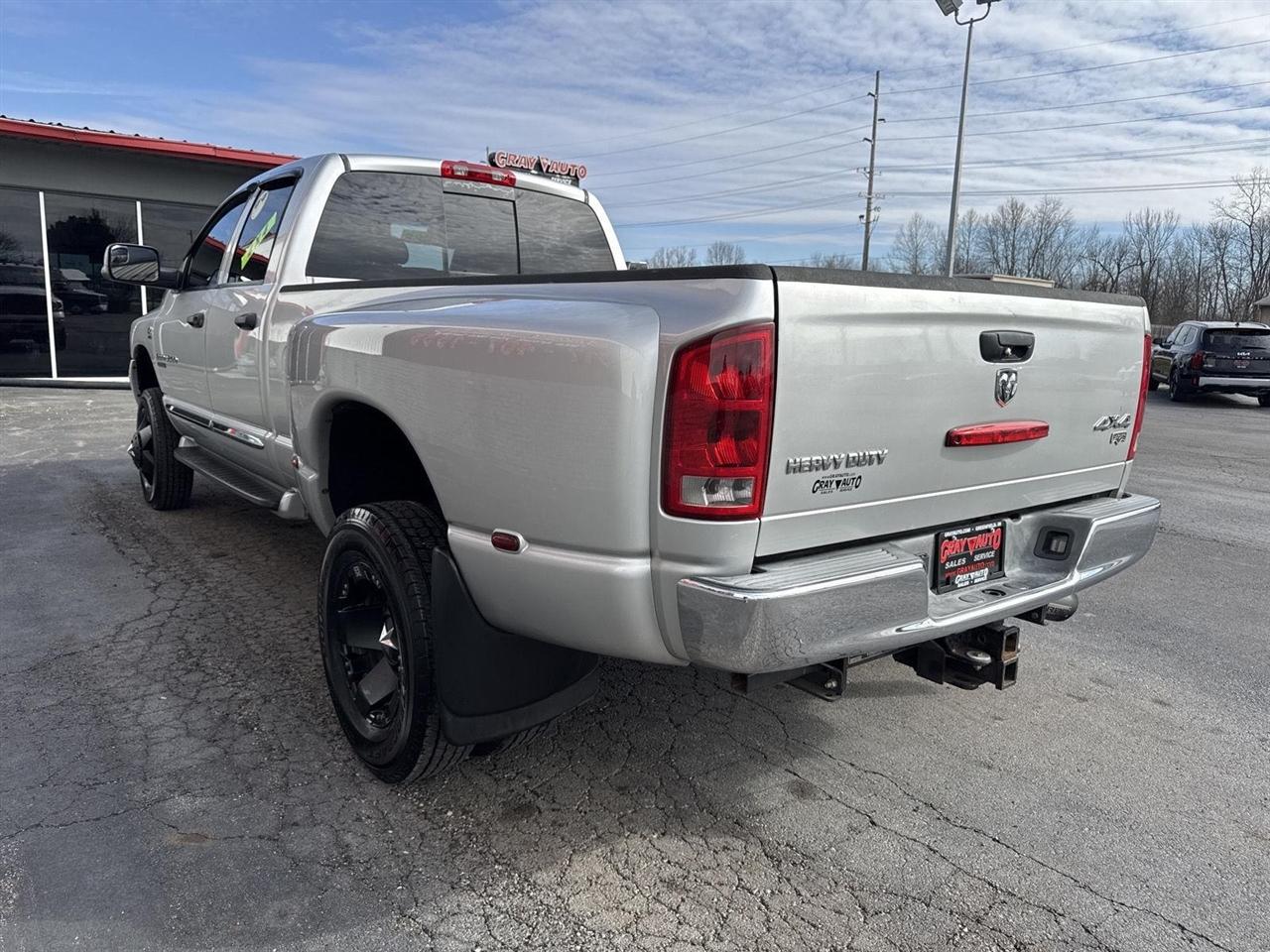 Dodge Ram 3500 4dr Quad Cab 160.5 DRW 4WD Laramie 2006