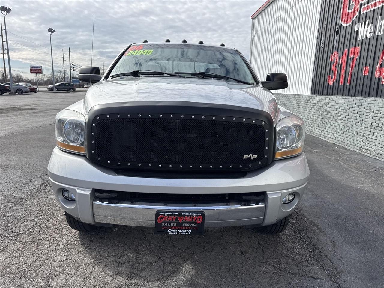 Dodge Ram 3500 4dr Quad Cab 160.5 DRW 4WD Laramie 2006