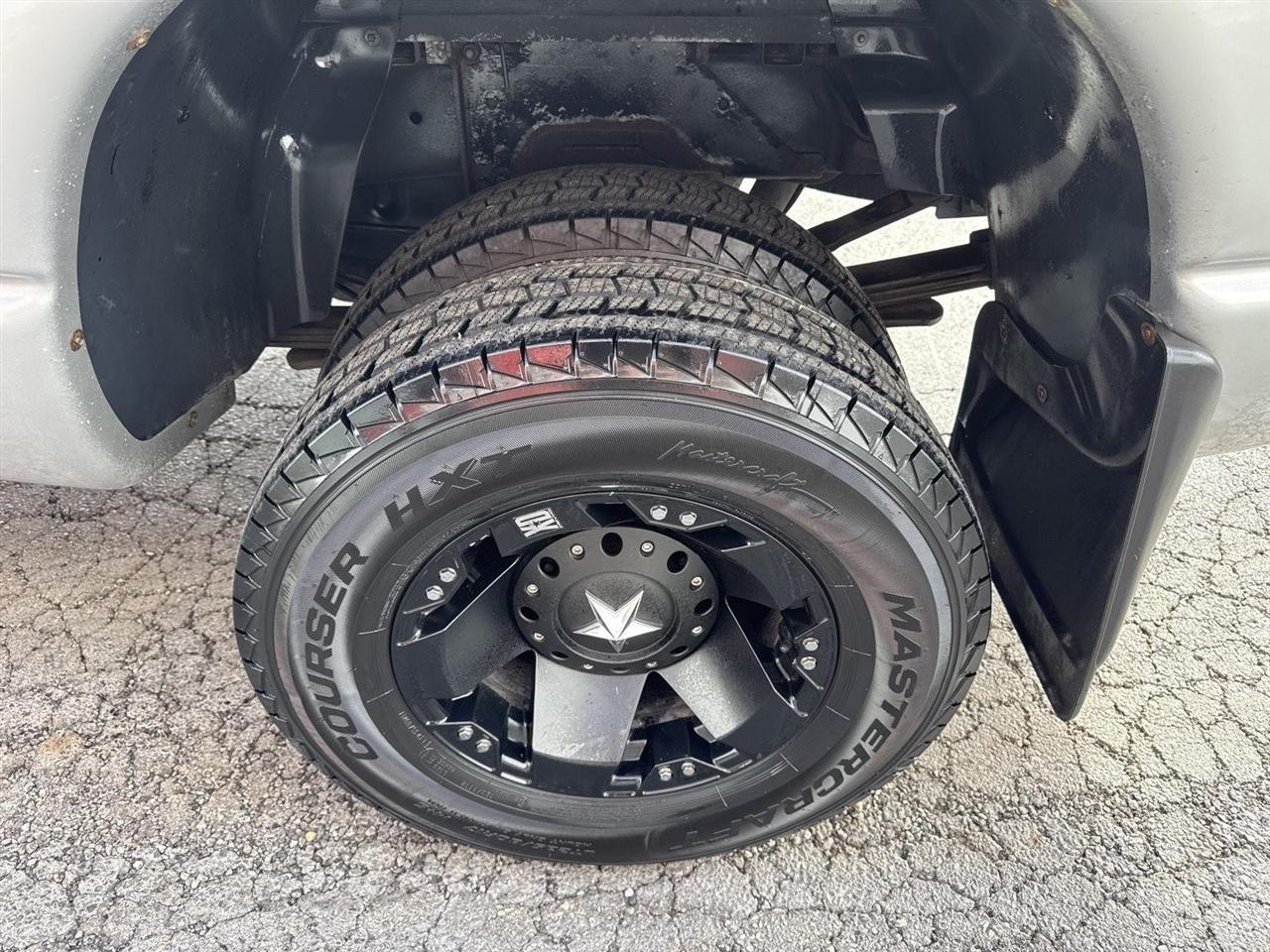 Dodge Ram 3500 4dr Quad Cab 160.5 DRW 4WD Laramie 2006