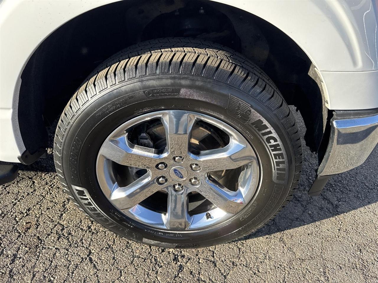 Ford F-150 XL 4WD SuperCrew 5.5' Box 2021