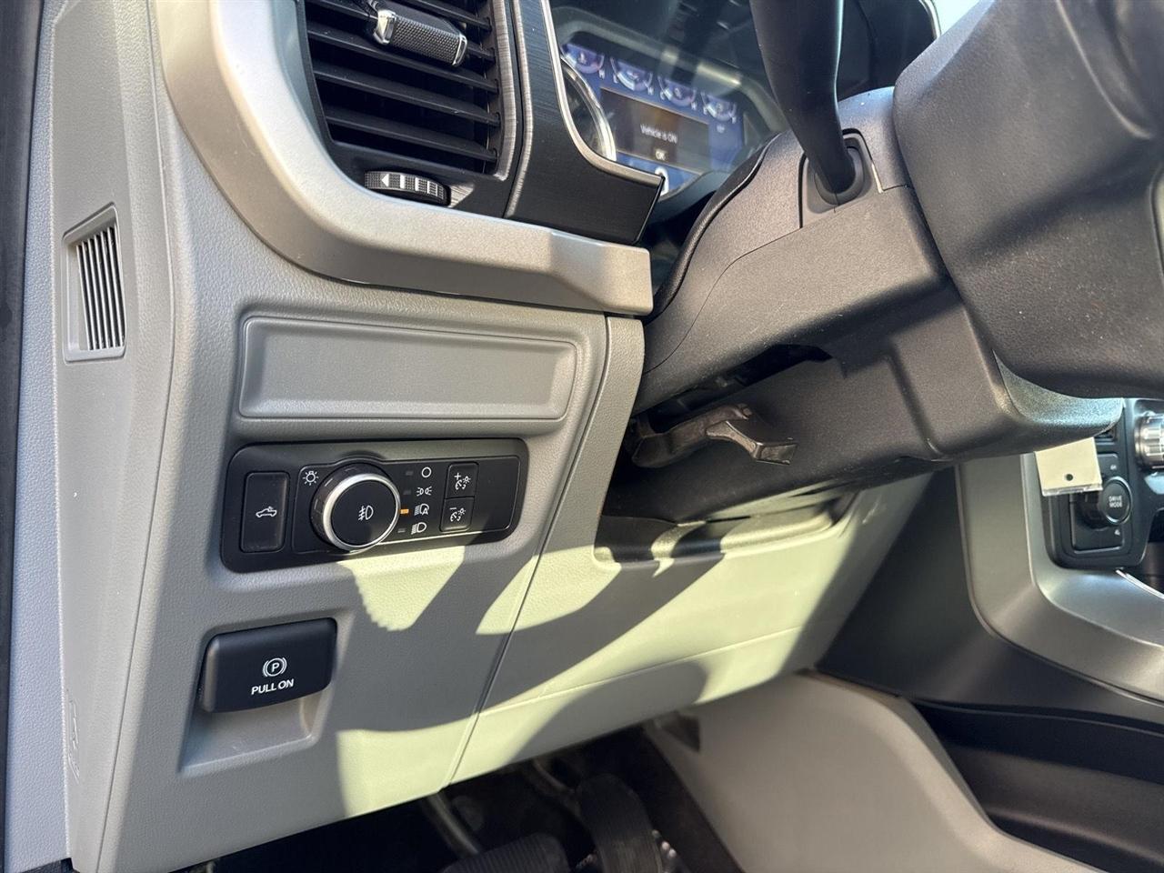 Ford F-150 XL 4WD SuperCrew 5.5' Box 2021