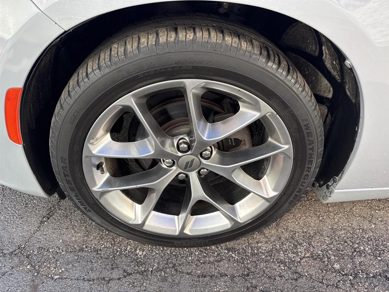 Dodge Charger SXT RWD 2020