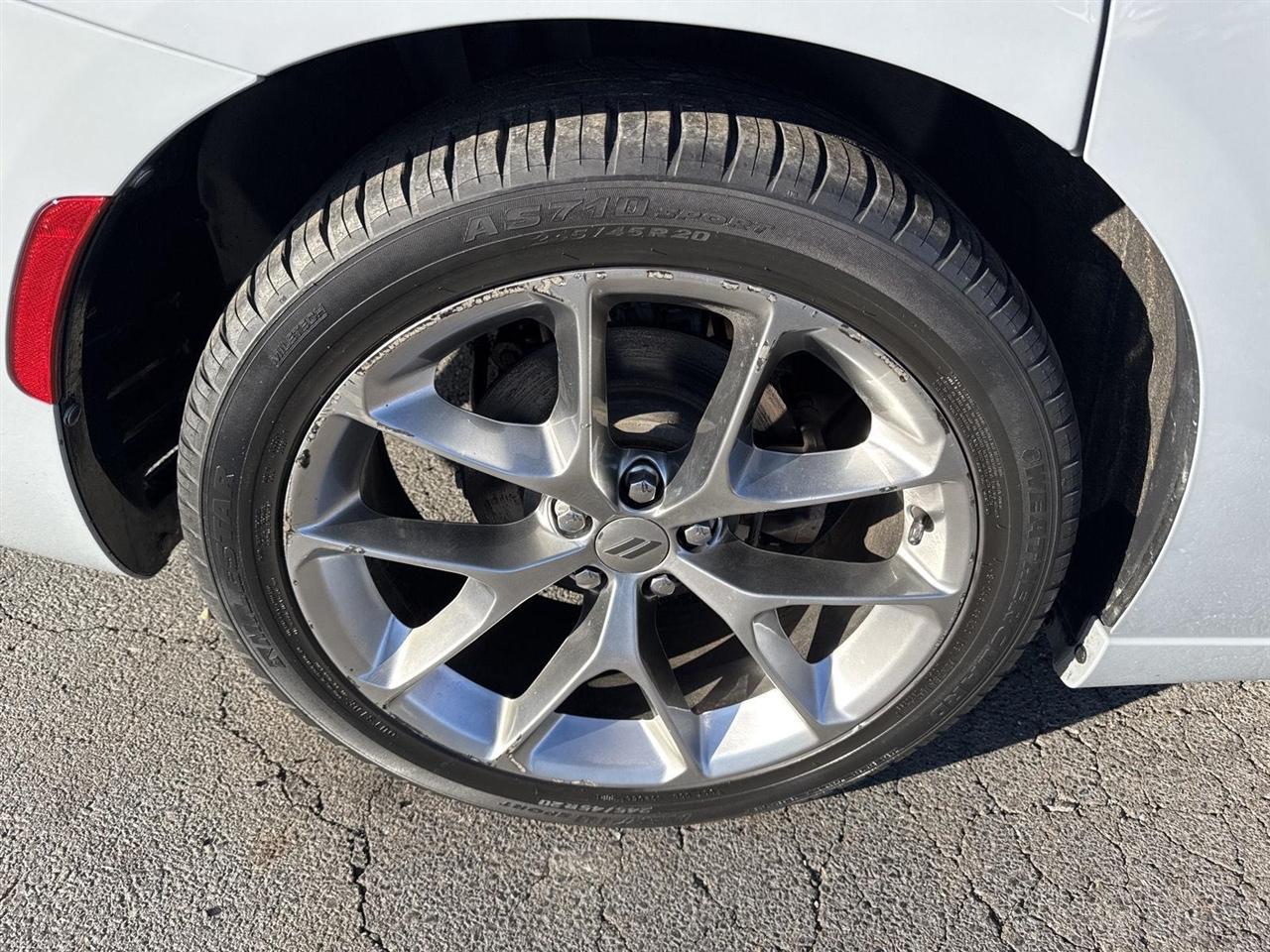 Dodge Charger SXT RWD 2020