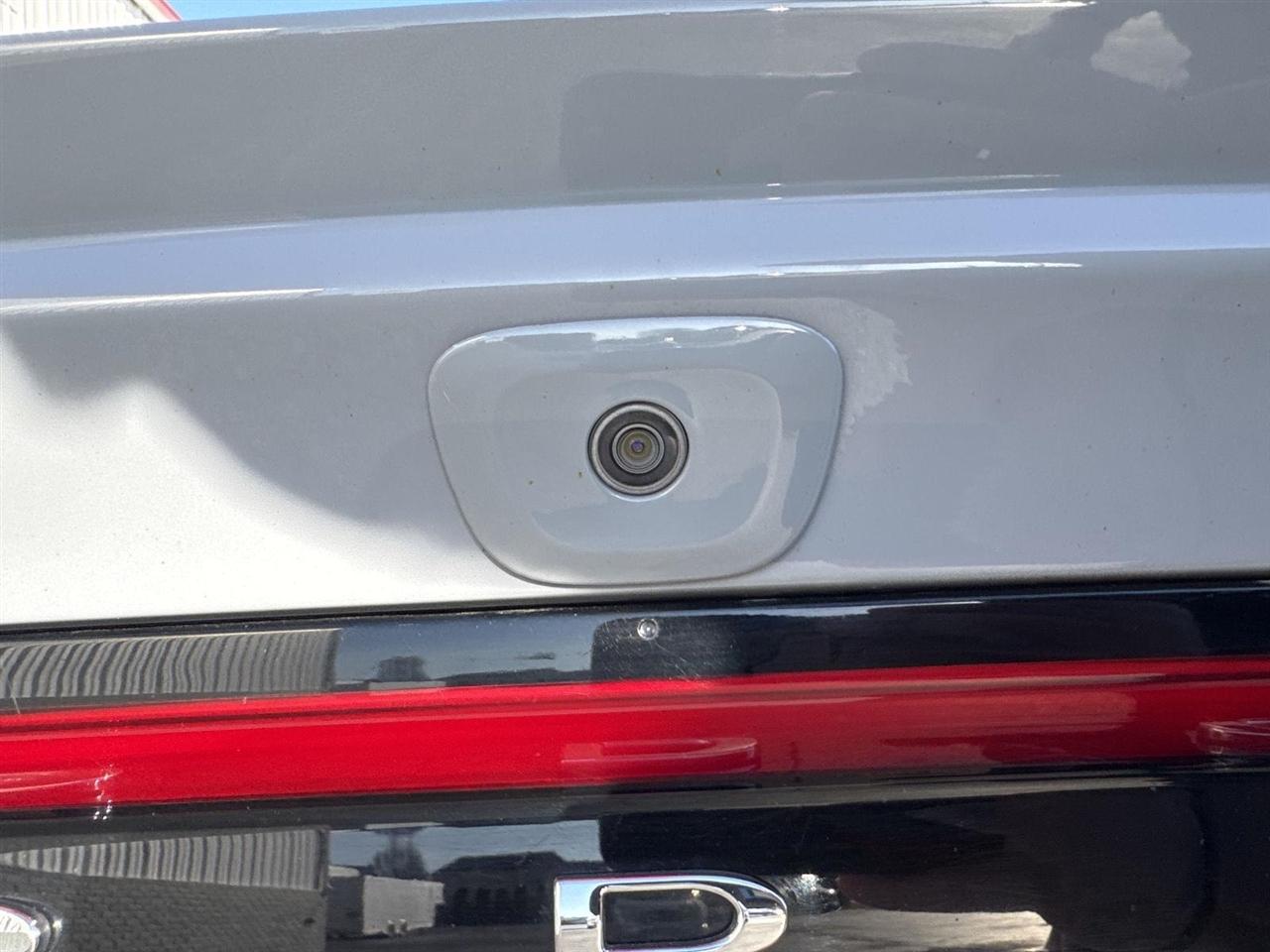 Dodge Charger SXT RWD 2020